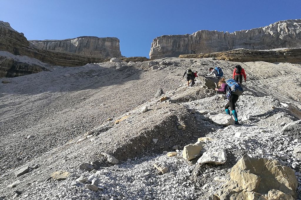 Voyage Trek et sommet du Vignemale (3298m)