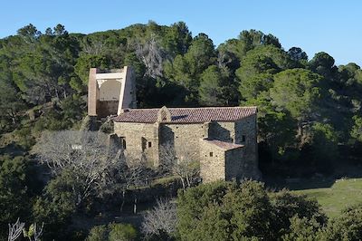 © Thierry Modolo - monastère sant baldiri, catalogne - Espagne monastère sant baldiri, catalogne - Espagne