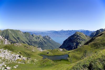 © Emmanuel Berrod - Lac de Darbon - Morzine - Alpes du Nord - France Lac de Darbon - Morzine - Alpes du Nord - France