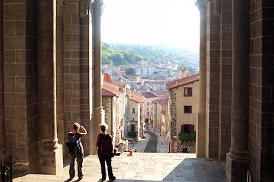 © P. Saint-Jean - Départ du Puy-en-Velay - France Départ du Puy-en-Velay - France