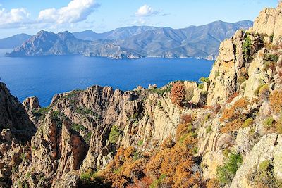 © Mikael_Broms / iStock - Calanques de Piana - Corse - France Calanques de Piana - Corse - France