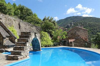 Piscine du Mas - Massif du Caroux - Parc naturel du Haut-Languedoc - France