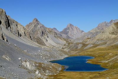 © Bernard Fourmond - Lac de l'Orrenaye - Ubaye - Alpes du Sud - France Lac de l'Orrenaye - Ubaye - Alpes du Sud - France