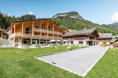 Chalets dans les Aravis - France