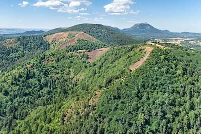 Puy de la Vache et Puy de Lassolas - Auvergne - France