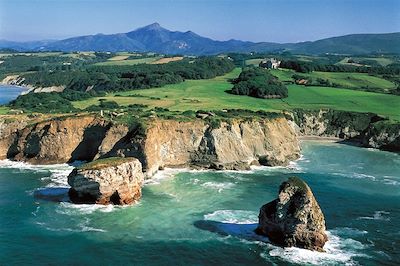 © CDT64/Ph.Laplace - Les deux jumeaux d'Hendaye - France Les deux jumeaux d'Hendaye - France