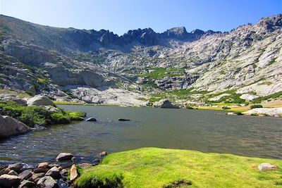 © Peter Gregor - Le lac de Goria - GR20 Nord - Corse - France Le lac de Goria - GR20 Nord - Corse - France