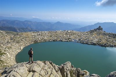 © GUIZIOU Franck / hemis.fr - Étape entre Prati et Capannelle - GR 20 - Haute-Corse - France Étape entre Prati et Capannelle - GR 20 - Haute-Corse - France