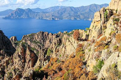 © Mikael_Broms / iStock - Calanques de Piana - Corse - France Calanques de Piana - Corse - France