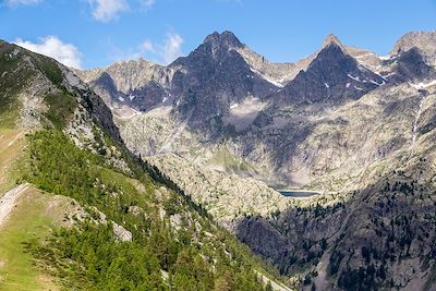 Le lac Vert et le refuge de la Valmasque - Parc National du Mercantour - France