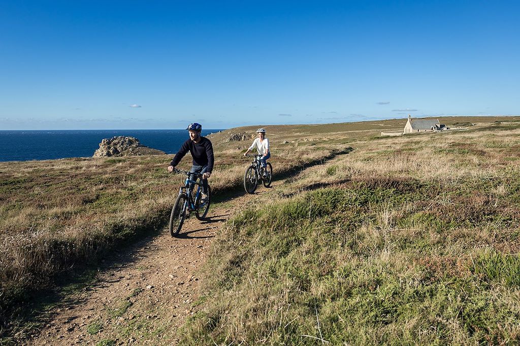 Image La pointe du Raz à vélo - Baie de Douarnenez - Pays Bigouden