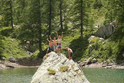 Canyoning dans la vallée de la Roya - France