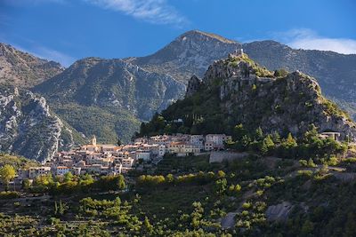 © JACQUES Pierre / hemis.fr - Village de Saint-Agnès - Alpes-Maritimes - France Village de Saint-Agnès - Alpes-Maritimes - France