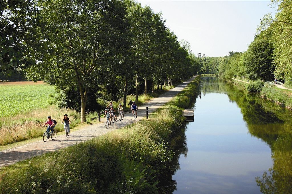 Image Voie verte du Canal d'Ille et Rance - Les onzes écluses d'Hédé-Bazouges - traversée bretonne