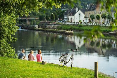 Au bord du Blavet - Canal de Nantes à Brest - Morbihan - Bretagne