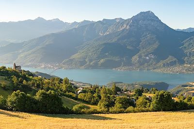 Lac de Serre-Ponçon - Hautes-Alpes - France