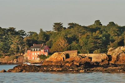 © OT Pays de Vannes - Golf du Morbihan - Bretagne - France Golf du Morbihan - Bretagne - France