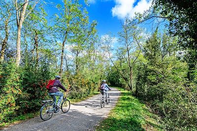 Drôme et Ardèche à vélo, la Biovallée en famille