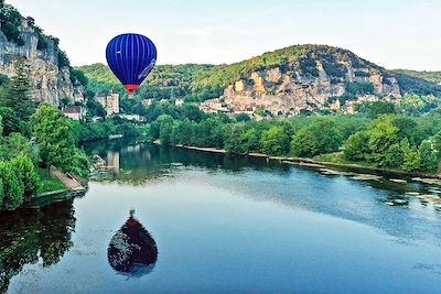 Sarlat et le Périgord noir à vélo, au fil de l'eau