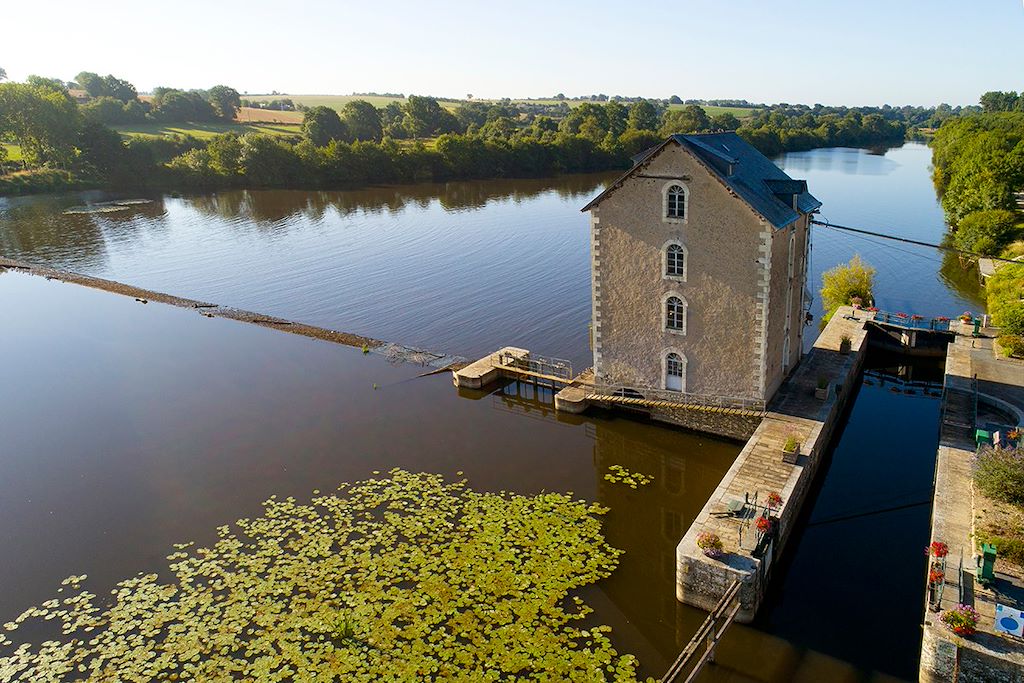 Image La Vélo Francette - La vallée de la Mayenne à vélo - Voie verte de Mayenne à vélo