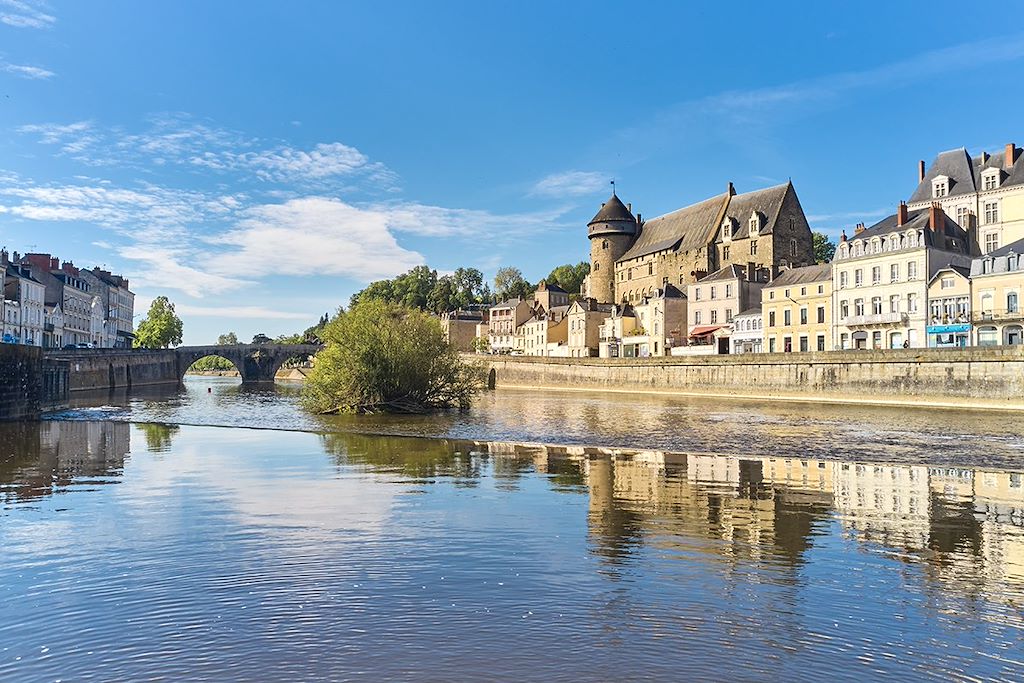 Image La Vélo Francette - La vallée de la Mayenne à vélo - Voie verte de Mayenne à vélo