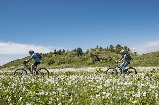 Voyage La grande traversée du Jura en VTT électrique