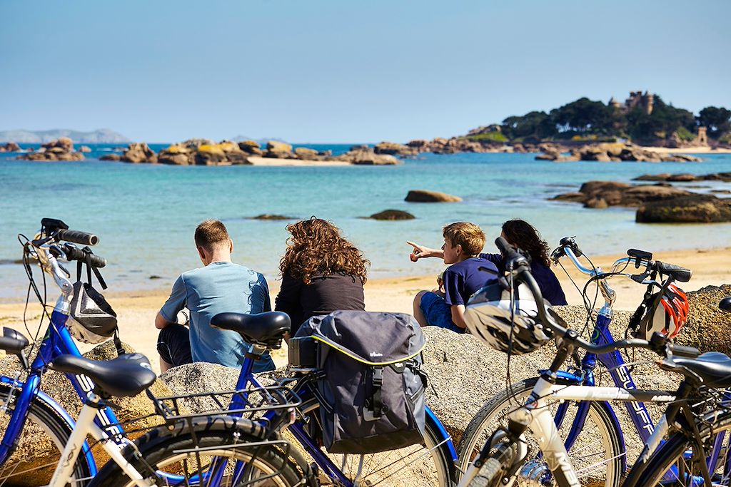 Image Côte de Granit Rose à vélo - île de Bréhat à vélo - Eurovélo 4
