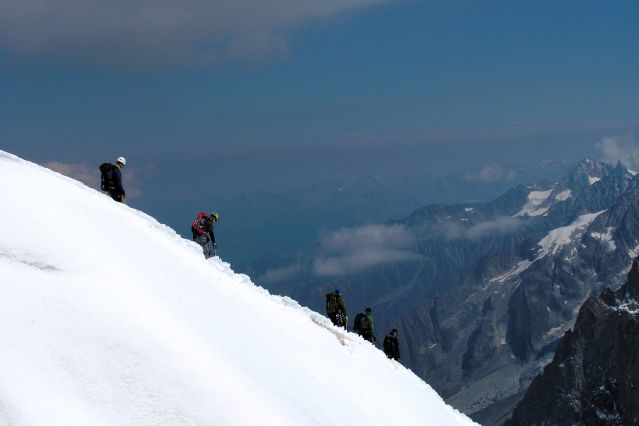 Voyage en Haute Montagne - Ascension des Dômes de Miage (3673m)