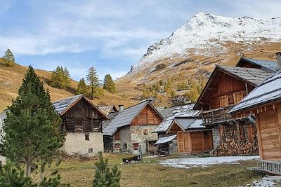 © Damien Gauer - Chalets d'alpage des Fonts de Cervières - France Chalets d'alpage des Fonts de Cervières - France