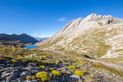 © CAVALIER Michel / hemis.fr - Lac de montagne - Parc naturel du Queyras - France Lac de montagne - Parc naturel du Queyras - France