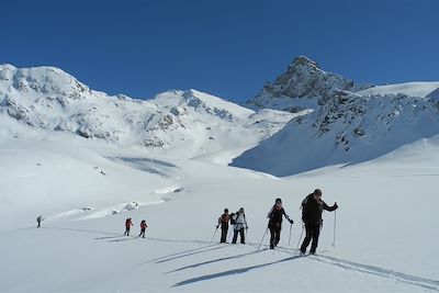 © J. Bernollin - Randonne à ski du Queyras à la vallée de la Clarée - France Randonne à ski du Queyras à la vallée de la Clarée - France