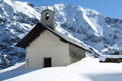 © Marc Laurans - La vallée de Thures - Italie La vallée de Thures - Italie