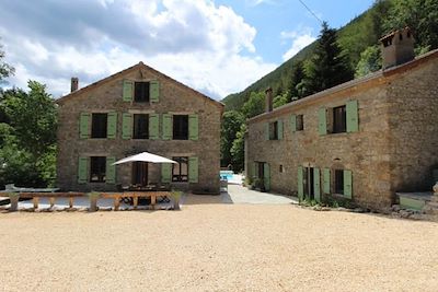 © Aurélien Luciani - Gîte - Aventures et nature en Ardèche - France Gîte - Aventures et nature en Ardèche - France