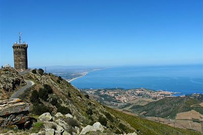 © Bruno Poinson - Tour Madeloc sur les hauteurs de Collioure - France Tour Madeloc sur les hauteurs de Collioure - France