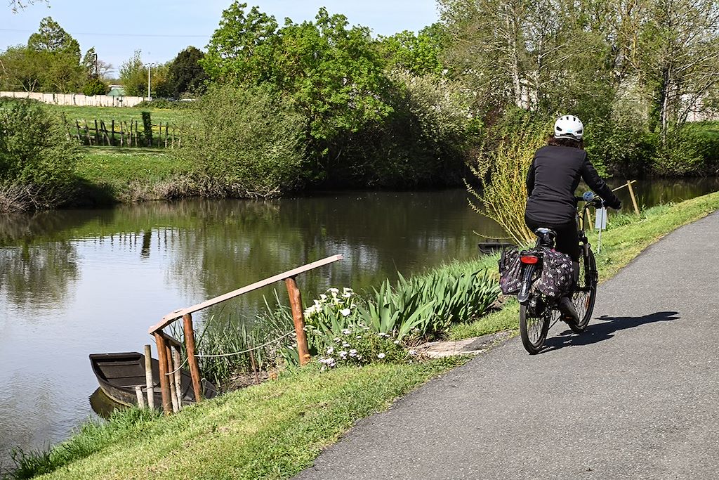 Image Le Marais poitevin à vélo - La Rochelle à Niort à vélo - Le Parc naturel régional du Marais poitevin