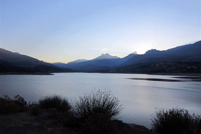 © Peter Gregor - Sur le chemin de GR20 - Corse - France Sur le chemin de GR20 - Corse - France