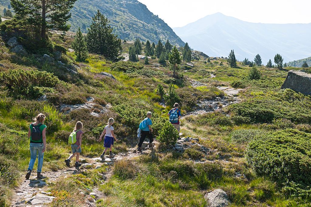 Image Randonnée Avec Des Ânes En Famille - Randonnée En Ariège En Famille