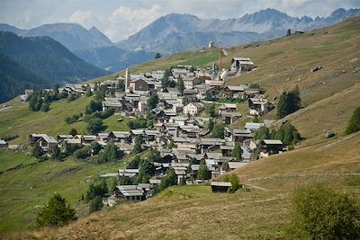 © Arnaud Bernard - Saint Véran, le village le plus haut d'Europe - France Saint Véran, le village le plus haut d'Europe - France