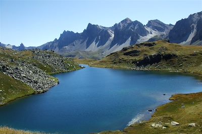 © Accueil Tourisme Névache - Lac Long - Muandes - Hautes Alpes - France Lac Long - Muandes - Hautes Alpes - France