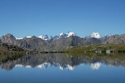 © Mauro Pasquero - Lac du serpent - Vallée de la Clarée - Alpes du Sud - France Lac du serpent - Vallée de la Clarée - Alpes du Sud - France