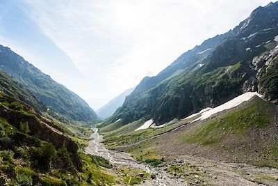 © PAYS DES ECRINS - Refuge des Bans - Hautes-Alpes - France Refuge des Bans - Hautes-Alpes - France