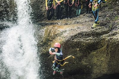 © ARochau / Adobe Stock - Canyoning  Canyoning