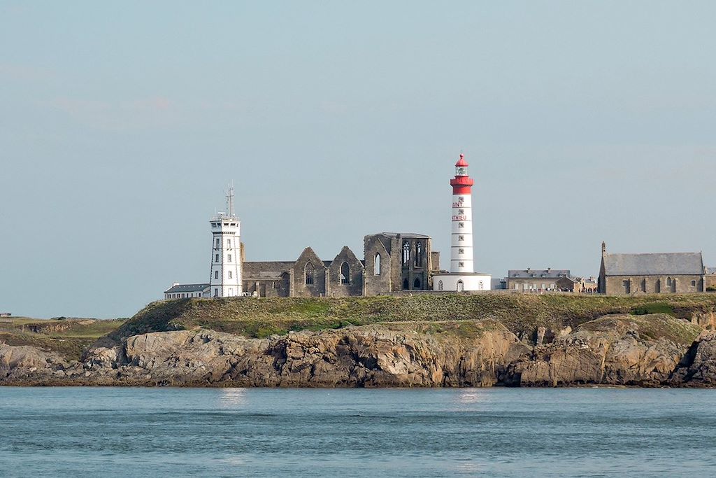 Image Randonnée Finistère - Randonnée GR34 - cote des legendes - ile d'ouessant