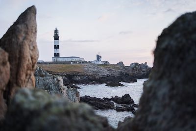 © Emmanuel Berthier / CRT Bretagne - Phare du Creac'h - île d'Ouessant - Finistère - France Phare du Creac'h - île d'Ouessant - Finistère - France