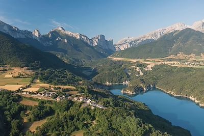 © JAYET Pierre / Hemis.fr - Lac du Sautet - France Lac du Sautet - France