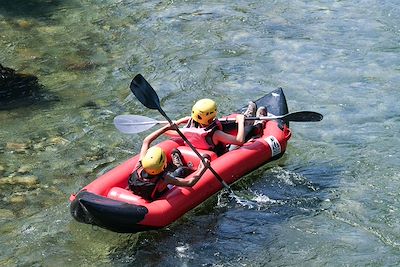 © Guillaume Besnard / Adobe Stock - Airboat Airboat