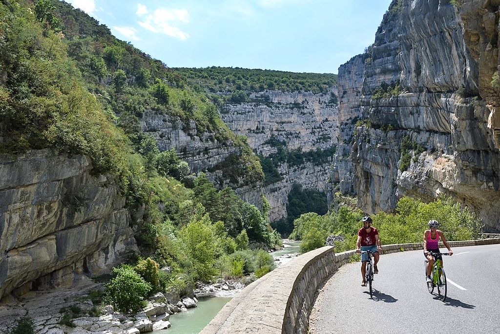 Image Route des crêtes à vélo - lac Sainte Croix à vélo - Moustiers à vélo