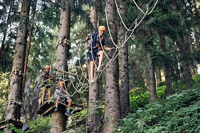 © Imgorthand / Getty Images - Accrobranche Accrobranche