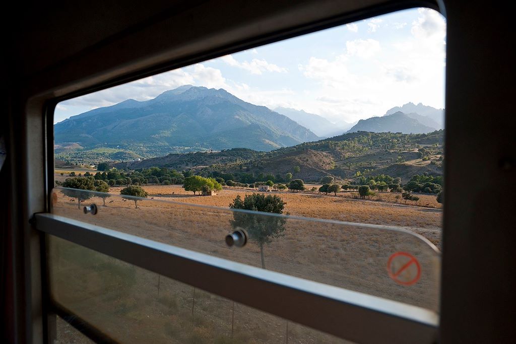 Image Randonnée Corse - Randonnée Bastia - trains de Corse