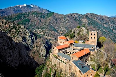 Abbaye Saint Martin du Canigou - Pyrénées - France